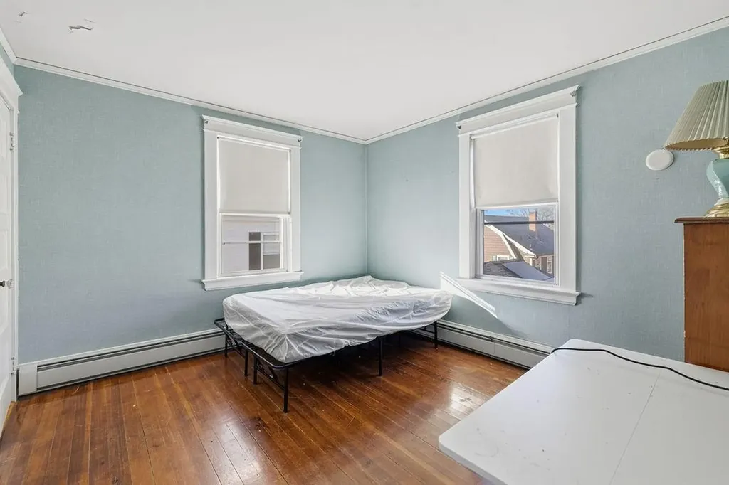 72 Hilltop Avenue Providence RI 02908