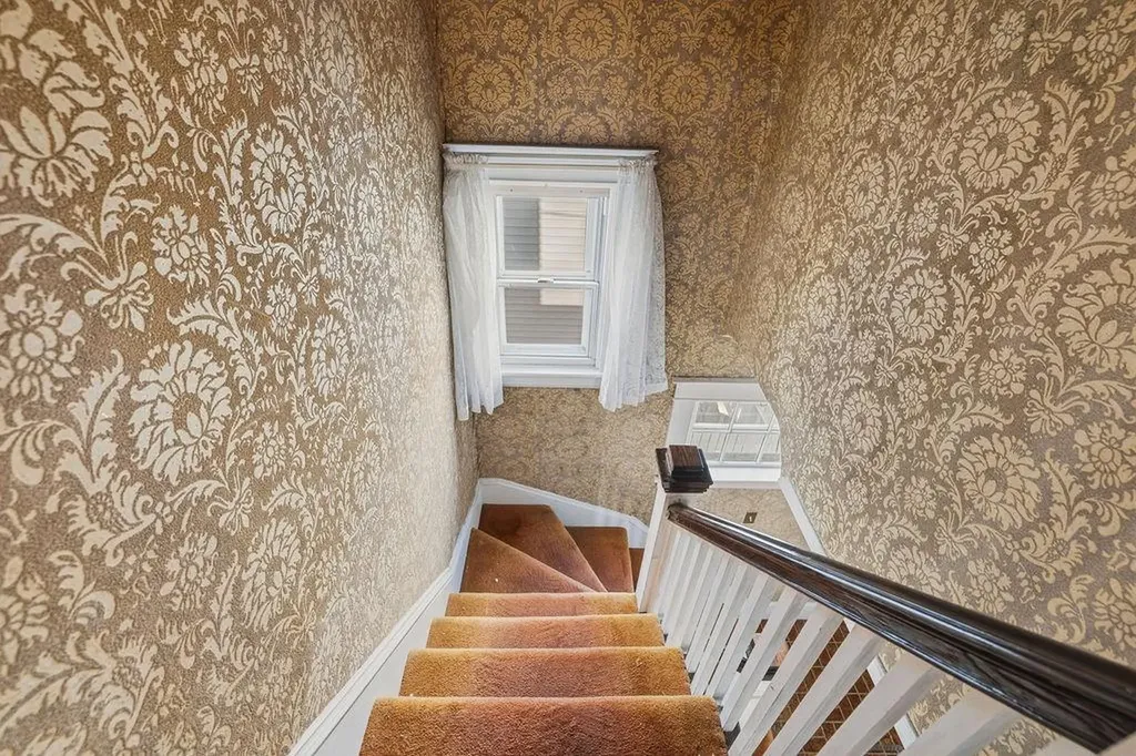 72 Hilltop Avenue Providence RI 02908