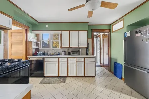 72 Hilltop Avenue Providence RI 02908