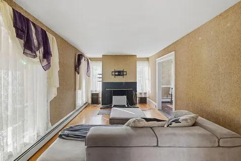 72 Hilltop Avenue Providence RI 02908