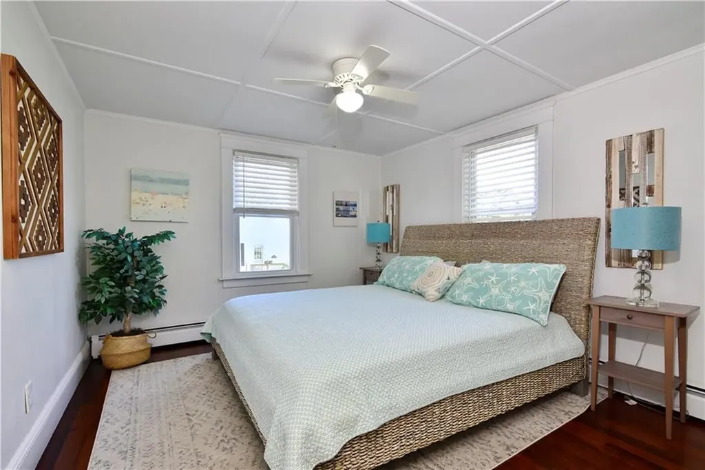 18 Lakeview Drive Narragansett RI 02882