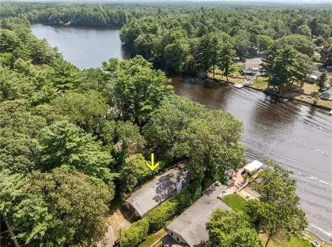 187 Lakehurst Drive Coventry RI 02816