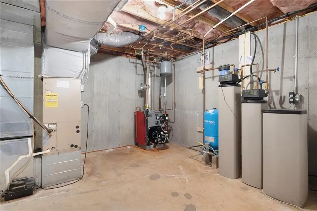 1 Henry Clay Court West Greenwich RI 02817