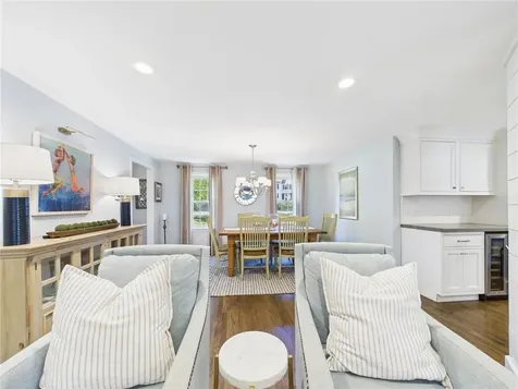 75 Bow Street East Greenwich RI 02818