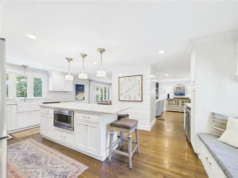 75 Bow Street East Greenwich RI 02818