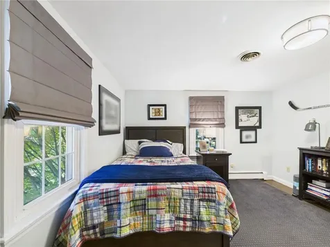 75 Bow Street East Greenwich RI 02818