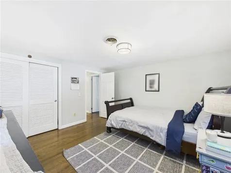 75 Bow Street East Greenwich RI 02818