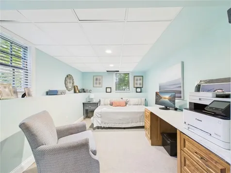 75 Bow Street East Greenwich RI 02818