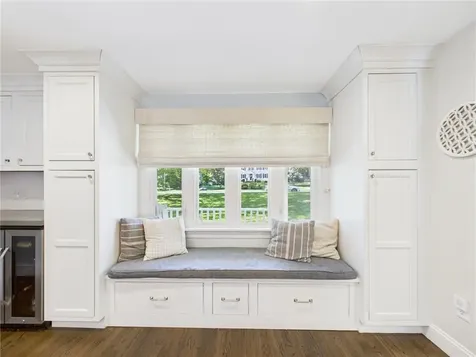 75 Bow Street East Greenwich RI 02818