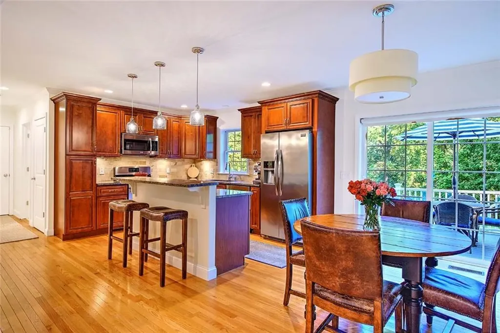 189 Cowesett Road Warwick RI 02886