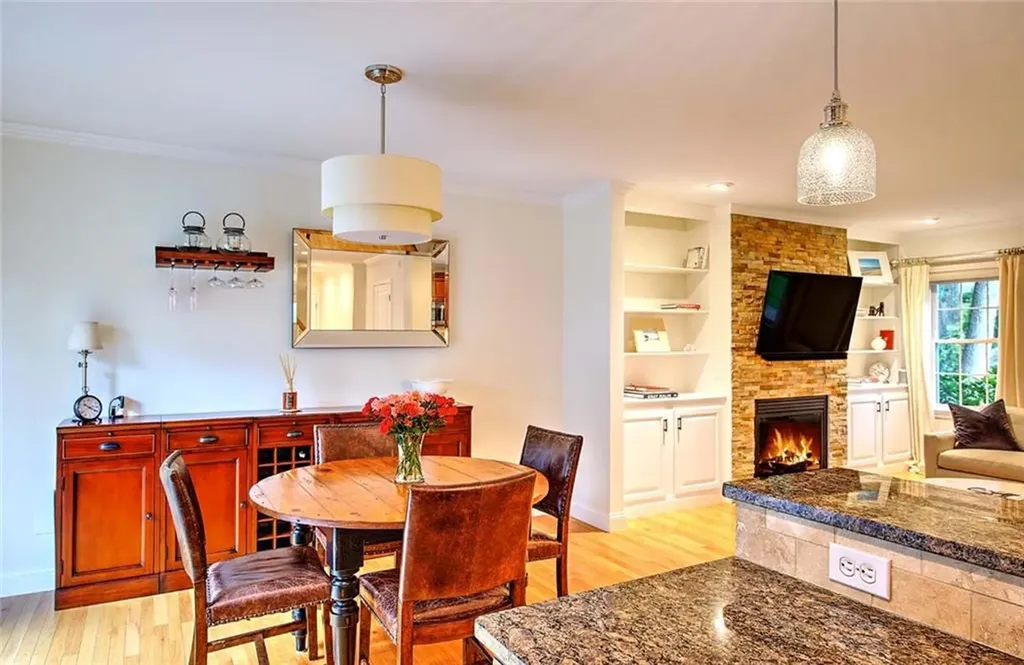 189 Cowesett Road Warwick RI 02886