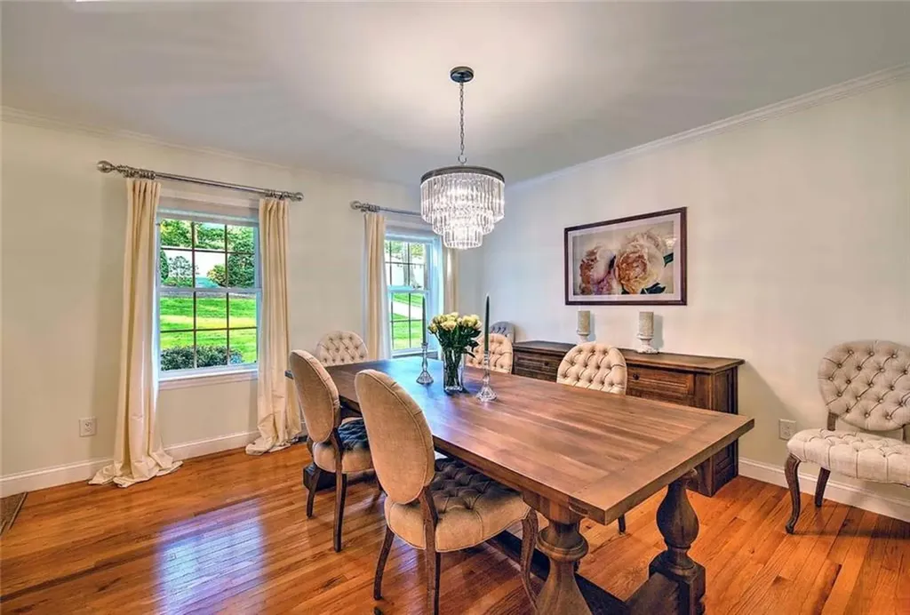 189 Cowesett Road Warwick RI 02886