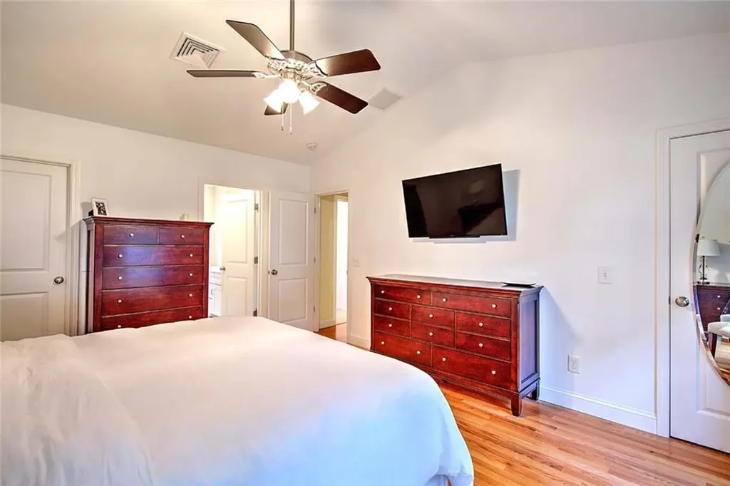 189 Cowesett Road Warwick RI 02886