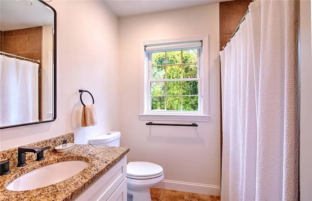 189 Cowesett Road Warwick RI 02886