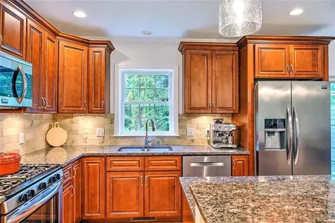 189 Cowesett Road Warwick RI 02886