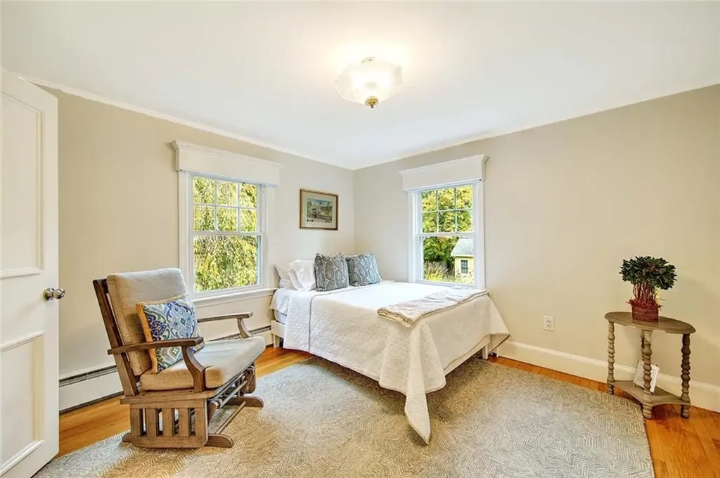 15 Lamson Road Barrington RI 02806