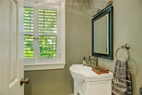 15 Lamson Road Barrington RI 02806