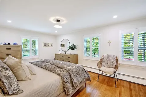 15 Lamson Road Barrington RI 02806