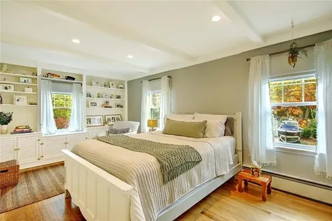 15 Lamson Road Barrington RI 02806