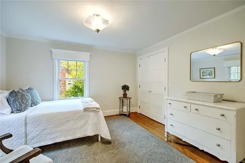 15 Lamson Road Barrington RI 02806