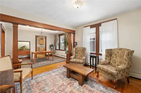 31 Longwood Avenue Warwick RI 02888