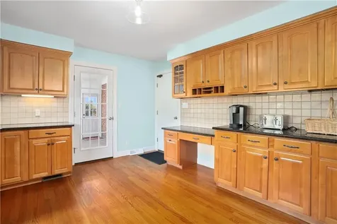 285 School Street Lincoln RI 02865