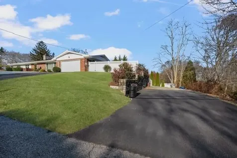 285 School Street Lincoln RI 02865