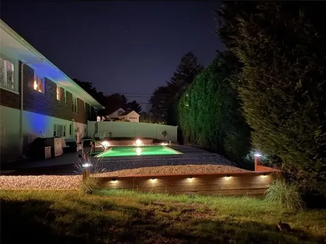 285 School Street Lincoln RI 02865