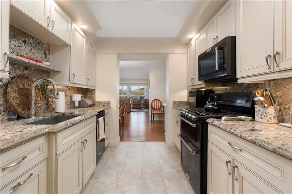 200 Hoffman Avenue Cranston RI 02920