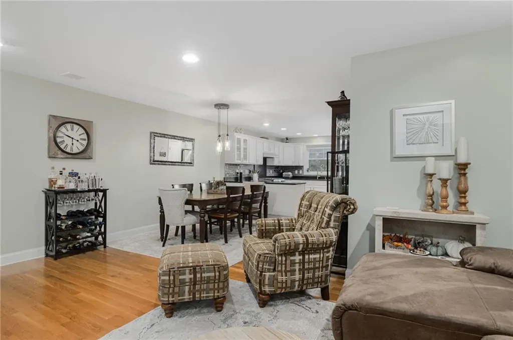 1209 Centerville Road Warwick RI 02886