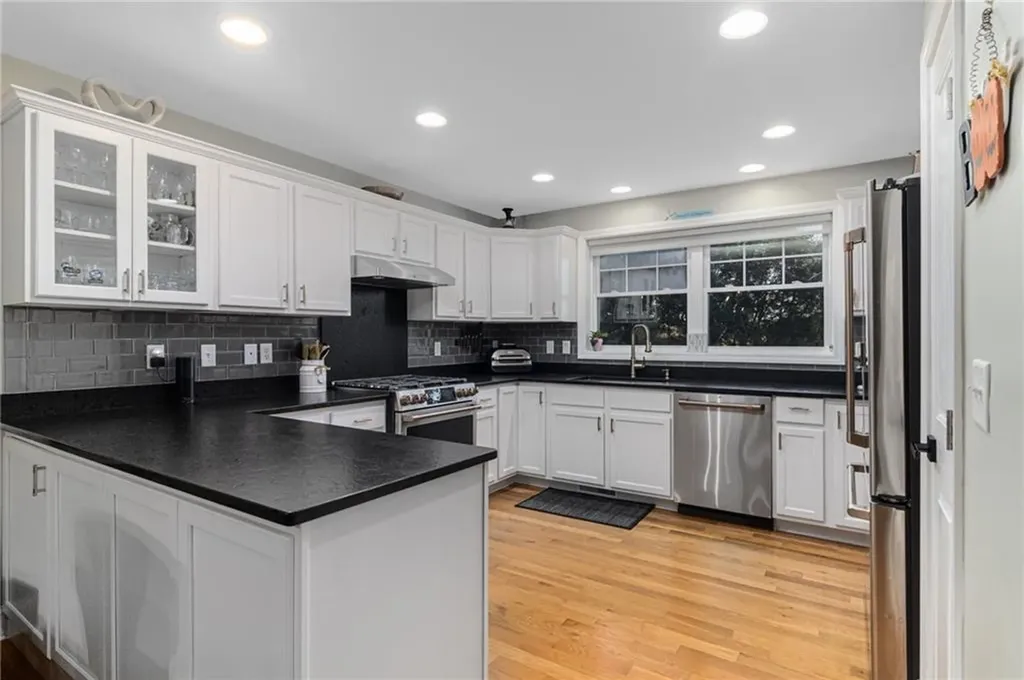 1209 Centerville Road Warwick RI 02886