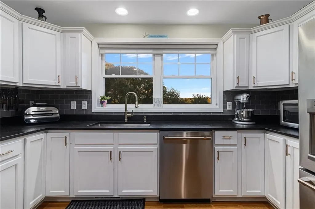 1209 Centerville Road Warwick RI 02886