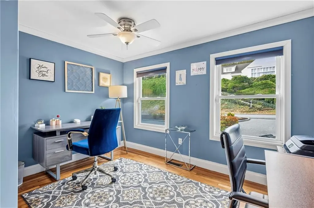 21 Crestwood Road Warwick RI 02886