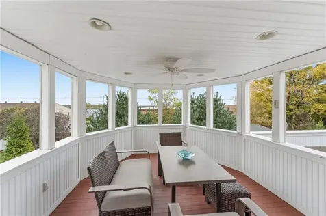 21 Crestwood Road Warwick RI 02886