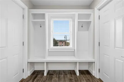 21 Crestwood Road Warwick RI 02886