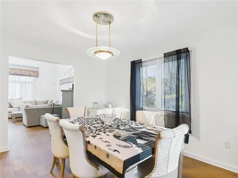 7 Briarwood Road Lincoln RI 02865