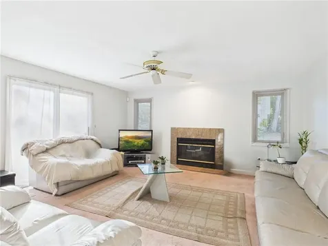 7 Briarwood Road Lincoln RI 02865