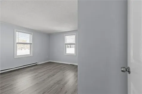 162 Center Avenue Middletown RI 02842