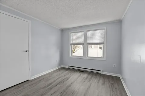 162 Center Avenue Middletown RI 02842