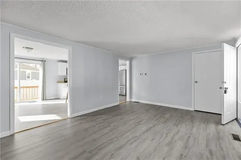 162 Center Avenue Middletown RI 02842