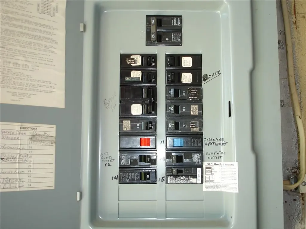 191 Fairfield Avenue Woonsocket RI 02895