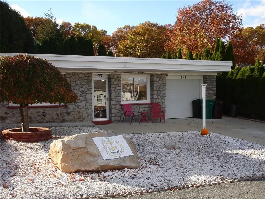 191 Fairfield Avenue Woonsocket RI 02895