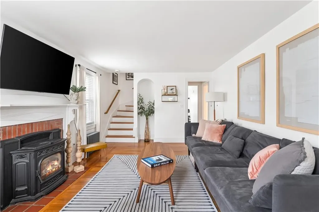168 West Forest Avenue Pawtucket RI 02860