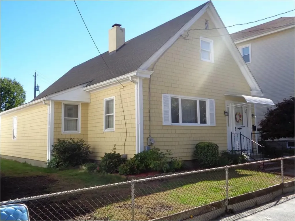 12 Union Street Warren RI 02885
