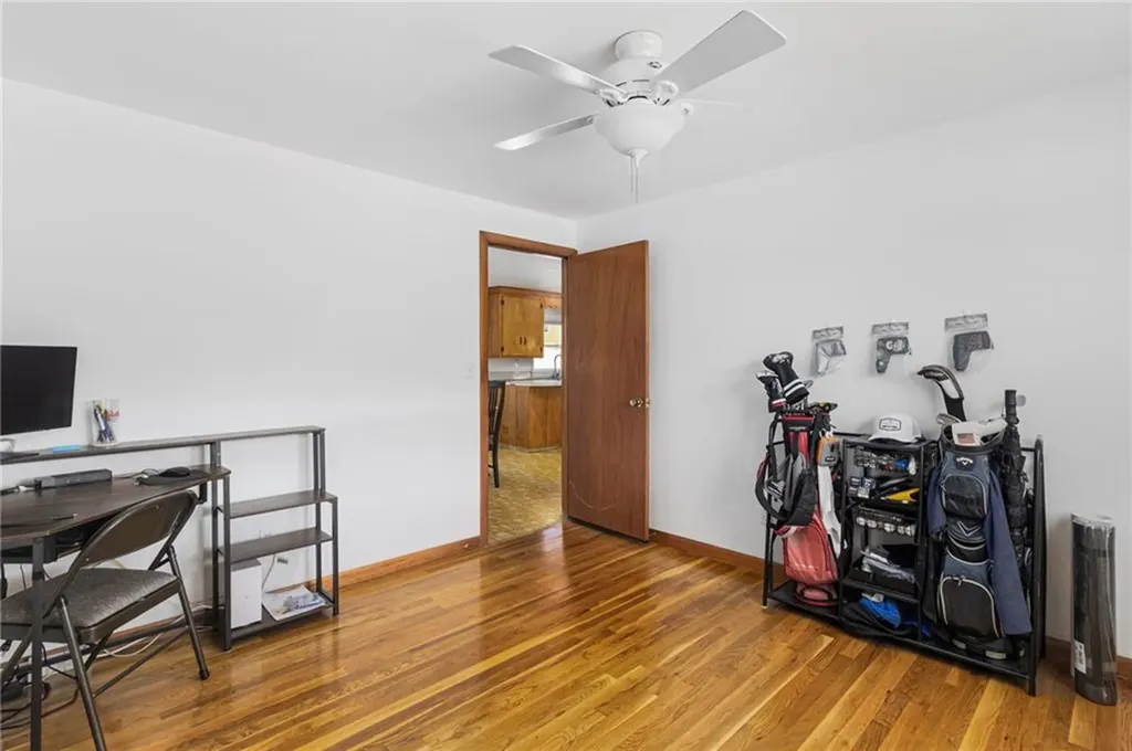 89 Lowell Street West Warwick RI 02893