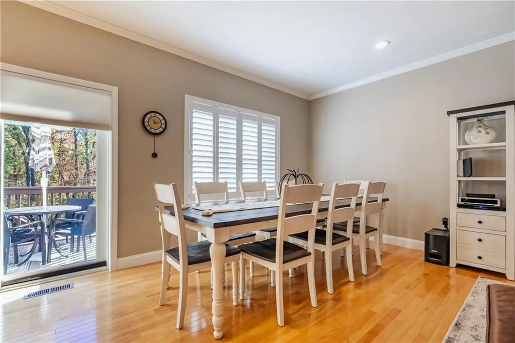 121 Ashbrook Drive Cranston RI 02921