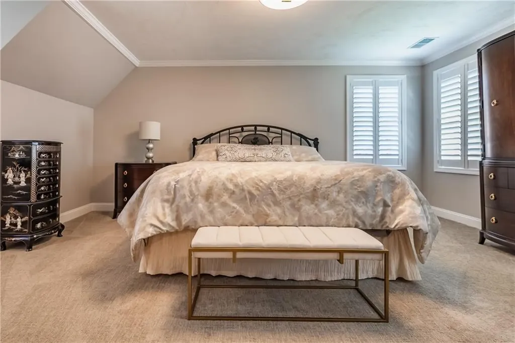 121 Ashbrook Drive Cranston RI 02921