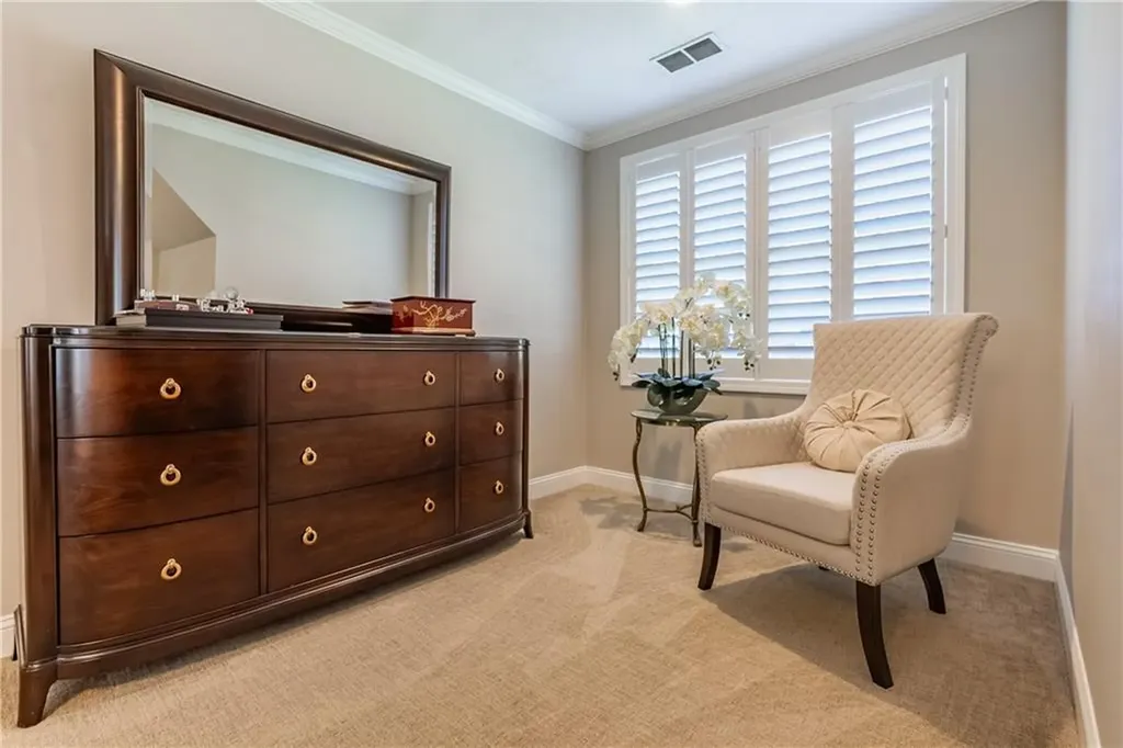 121 Ashbrook Drive Cranston RI 02921