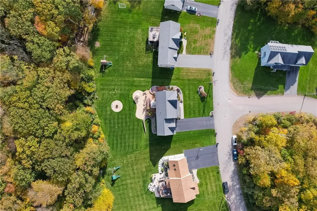 121 Ashbrook Drive Cranston RI 02921