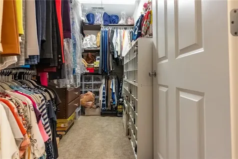 121 Ashbrook Drive Cranston RI 02921